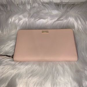 Kate Spade Laurel Way Talla Travel Wallet